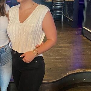 Altar’d State sweater vest size S